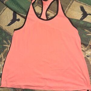 Alo Ivy League tank in strawberry lemonade size small